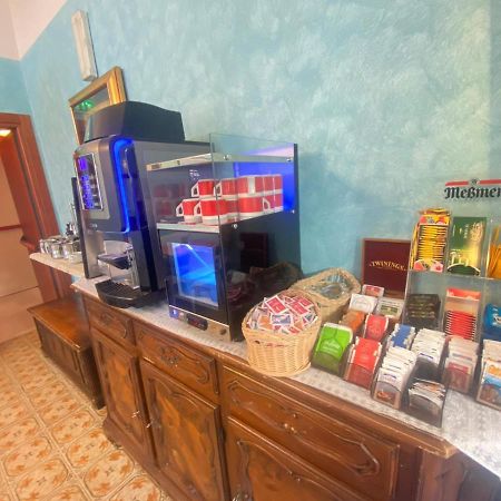 Hotel Tilly Cesenatico Kültér fotó