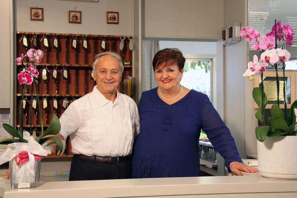 Hotel Tilly Cesenatico Kültér fotó