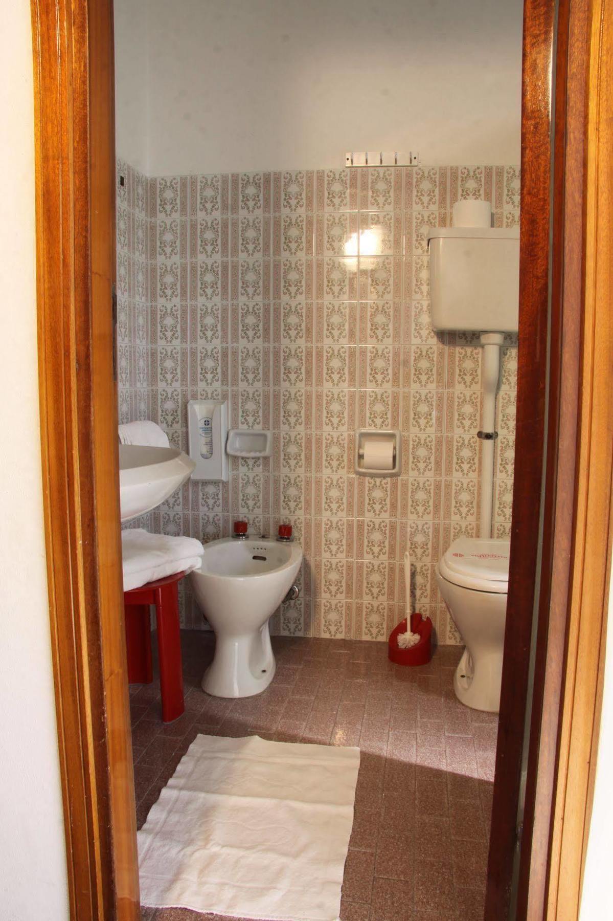 Hotel Tilly Cesenatico Kültér fotó