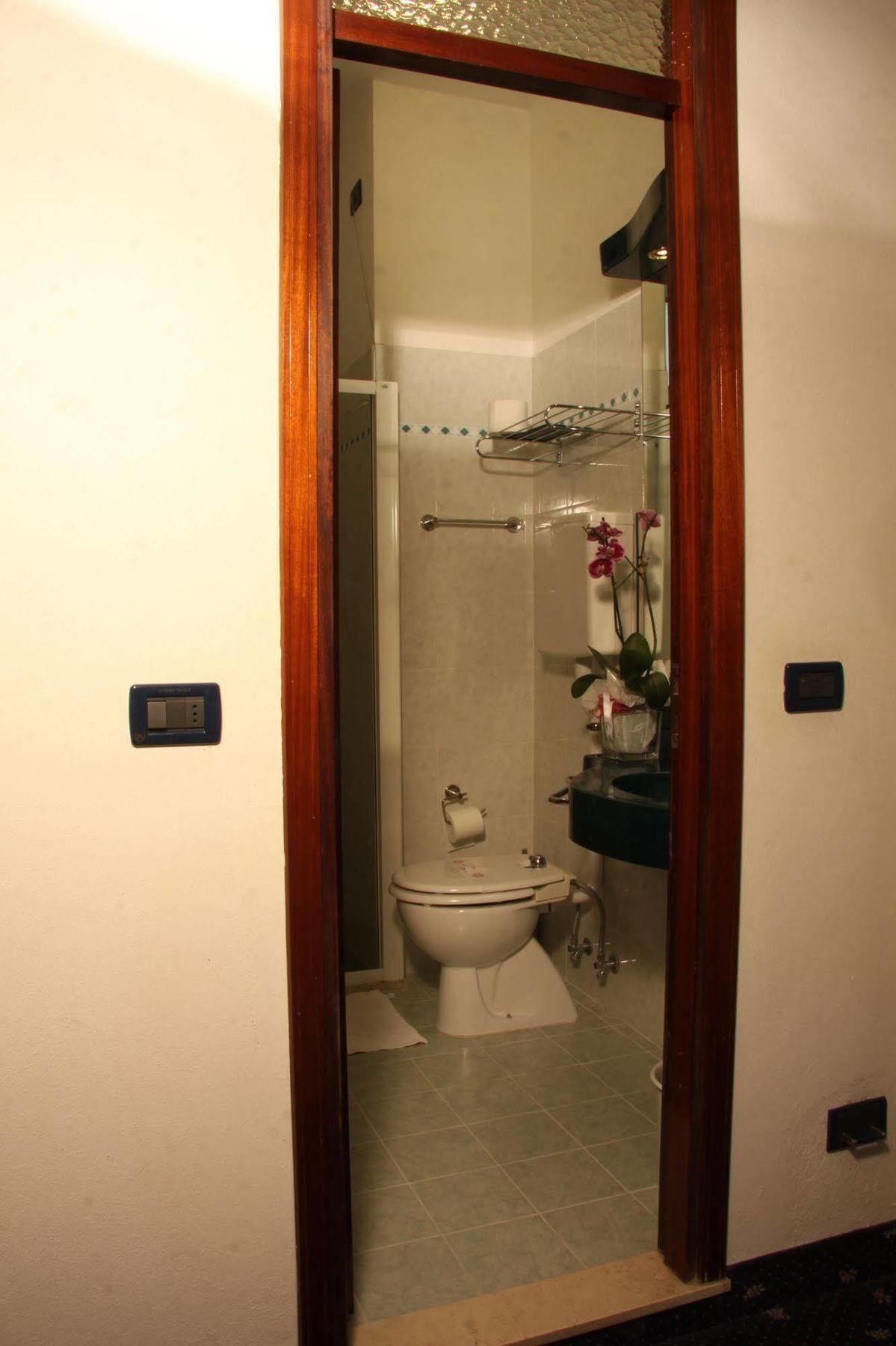 Hotel Tilly Cesenatico Kültér fotó
