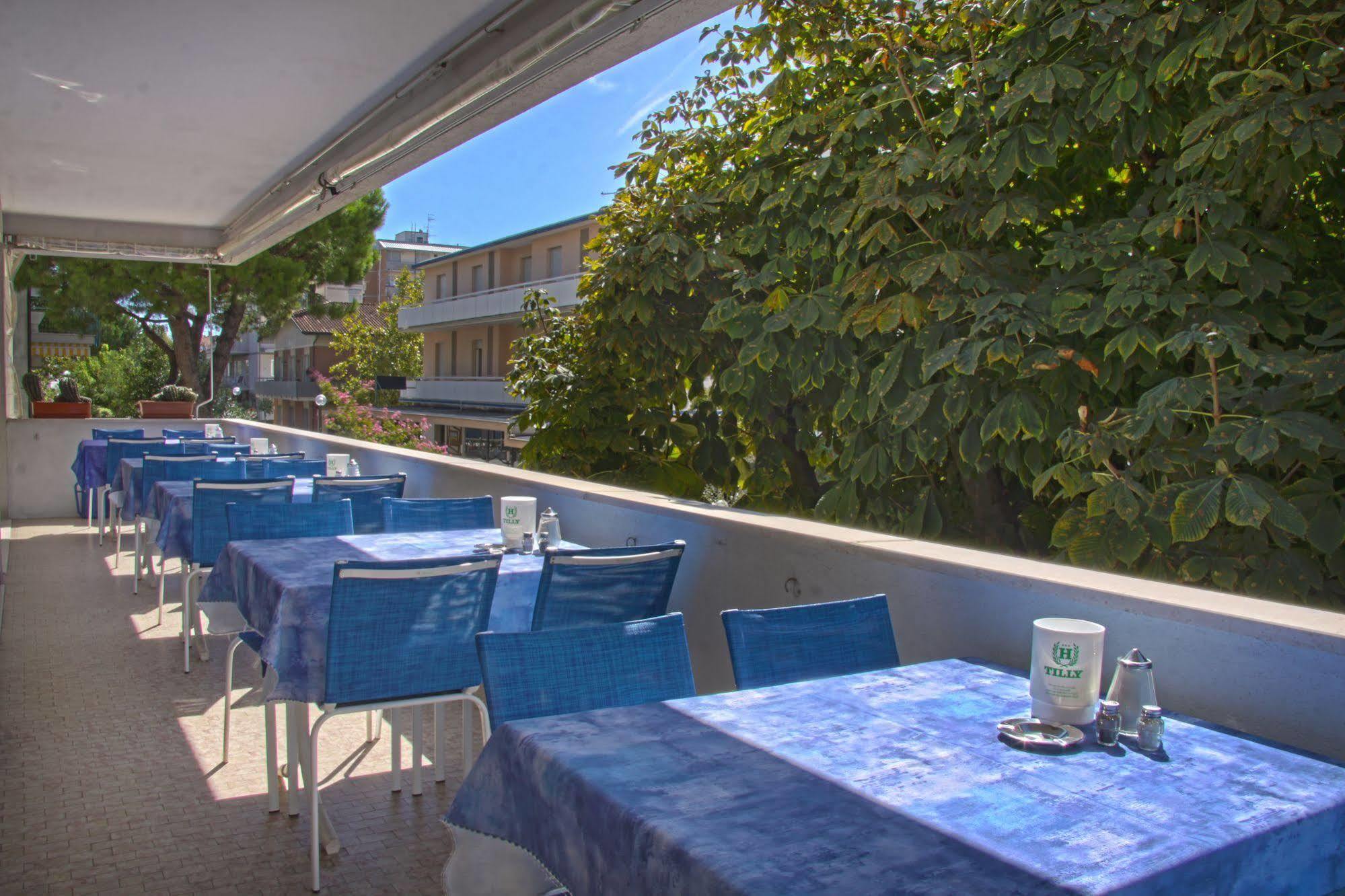 Hotel Tilly Cesenatico Kültér fotó